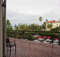 Coogee Bay Hotel Pub Style - Taree Accommodation