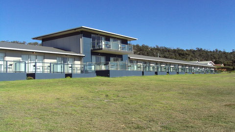 BEST WESTERN Beachfront At Bicheno - Taree Accommodation 0