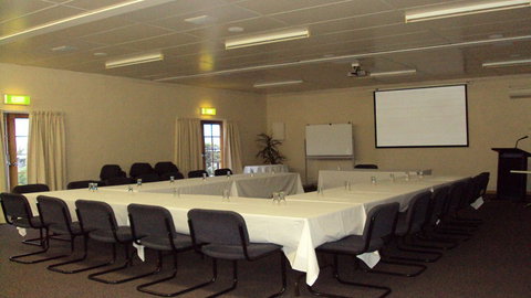 BEST WESTERN Beachfront At Bicheno - Taree Accommodation 2