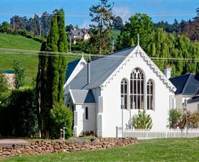 River Flow Yoga & Accommodation - Taree Accommodation 0