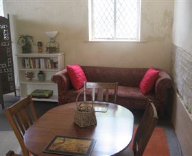 River Flow Yoga & Accommodation - Taree Accommodation 3