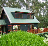 Tree Tops Cascades - Taree Accommodation