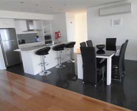 Tuckers Rocks Cottage - Taree Accommodation 0