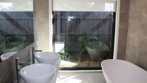 Hidden Treasure At Pirates Bay - Taree Accommodation 1