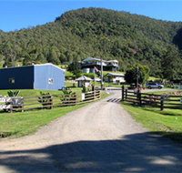 Neurum Creek Bush Retreat - Taree Accommodation
