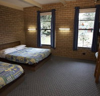 Feathertop Chalet - Taree Accommodation