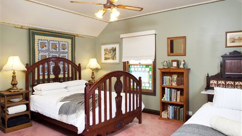 Barwood House Beechworth - Taree Accommodation 2