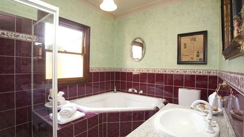 Barwood House Beechworth - Taree Accommodation 4