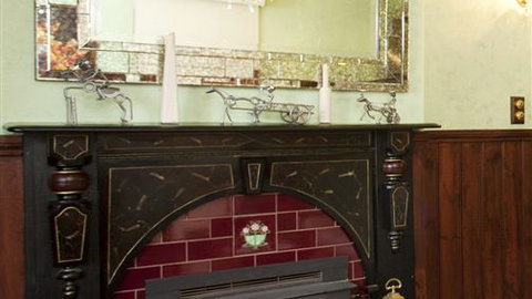Barwood House Beechworth - Taree Accommodation 6