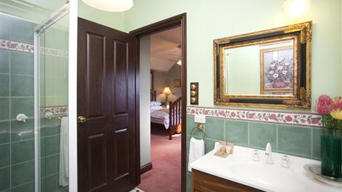 Barwood House Beechworth - Taree Accommodation 5