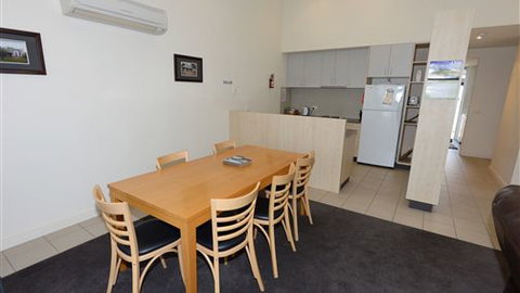 Murray Grange Villa Eight - Taree Accommodation 0