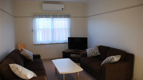 Ballarat Cottage On Park - Taree Accommodation 2