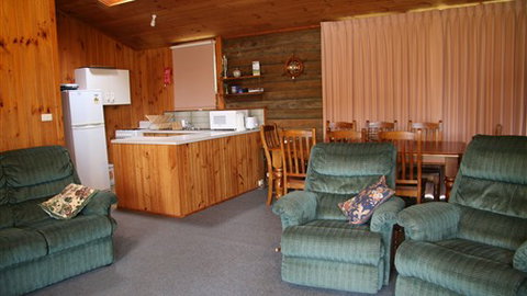 Muxy's Place - Taree Accommodation 3