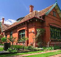 Buxton Manor - George Lowe Esquire Apartment - Taree Accommodation