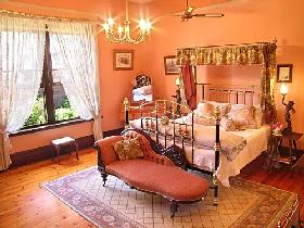 Buxton Manor - Musica Viva Apartment - Taree Accommodation 1