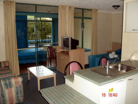 Albion Manor Motel & Serviced Apartments - Taree Accommodation 1