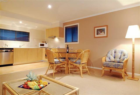 Aqualuna Beach Resort Coffs Harbour - Taree Accommodation 4