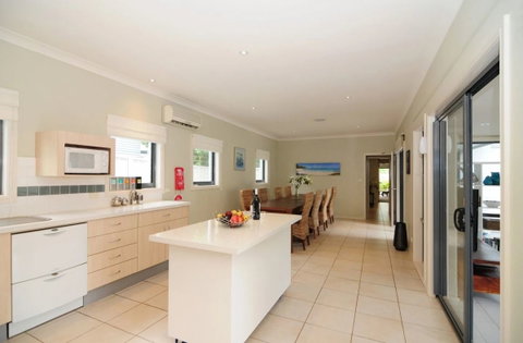 CeeSpray On Owen - Taree Accommodation 6
