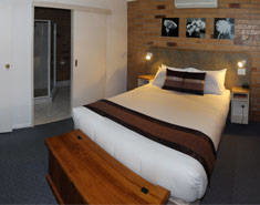 Copper Country Motor Inn & Restaurant - Taree Accommodation 1