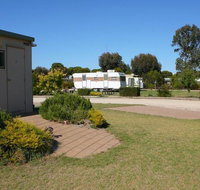Cummins Community Caravan Park - Taree Accommodation