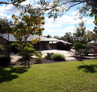 Emeraldene Inn  Eco-Lodge - Taree Accommodation