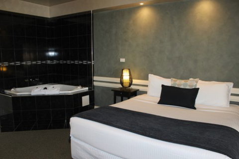 Fairways Resort - Taree Accommodation 0