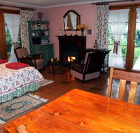 Gawler Churchhill Mews Bed  Breakfast - Taree Accommodation