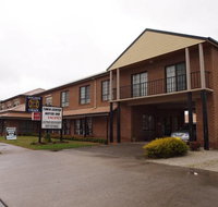 Holbrook Town Centre Motor Inn - Taree Accommodation