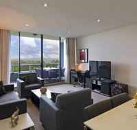 Meriton Serviced Apartments Danks Street Waterloo - Taree Accommodation