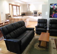 Pinkerton Hill Naracoorte Cottages - Taree Accommodation