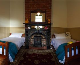 Mulberry Cottage Beechworth - Taree Accommodation 2