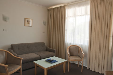 Taft Motor Inn - Taree Accommodation 0