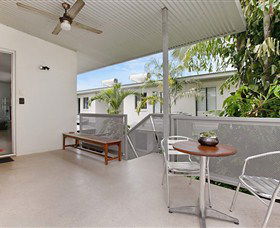 Beachside Tropical Retreat - Taree Accommodation 3