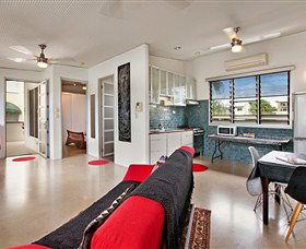 Beachside Tropical Retreat - Taree Accommodation 2