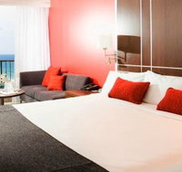 Outrigger Surfers Paradise - Taree Accommodation