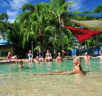 Nomads Cairns Backpackers Resort  Serpent Bar  Bistro - Taree Accommodation