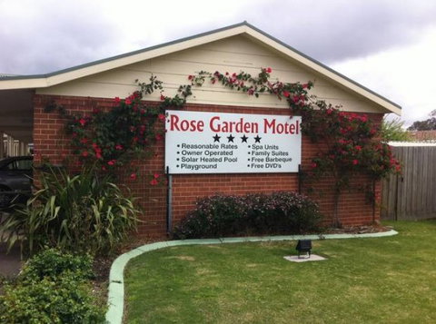Rose Garden Motel - Taree Accommodation 2