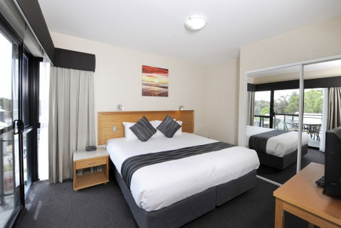 Assured Ascot Quays Apartment Hotel - Taree Accommodation 3