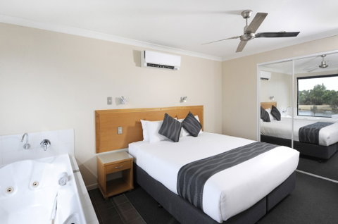 Assured Ascot Quays Apartment Hotel - Taree Accommodation 4