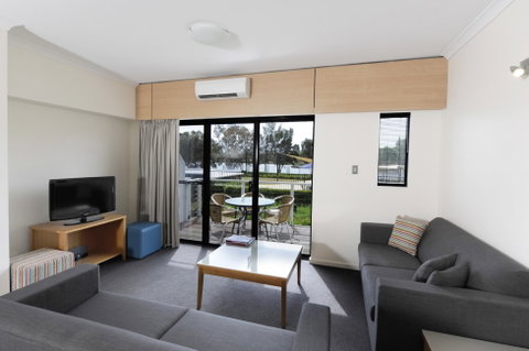 Assured Ascot Quays Apartment Hotel - Taree Accommodation 5