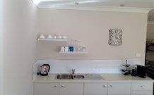Elm Tree Cottage - Taree Accommodation 0