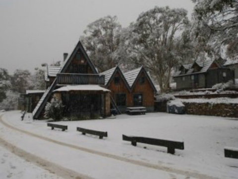 Habitat Chalet - Taree Accommodation 0