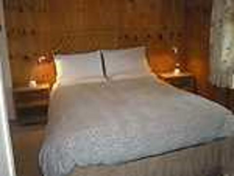 Fairview Farm Cottages - Taree Accommodation 0