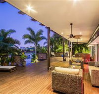 The Tropics at Vogue Holiday Homes - Taree Accommodation