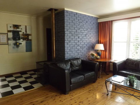 Apartments On-The-Park: The Studio - Taree Accommodation 4