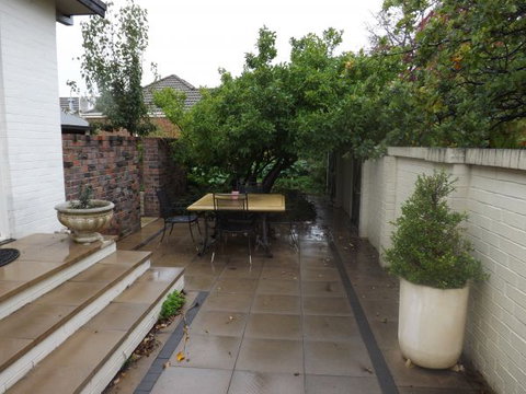 Apartments On-The-Park: The Studio - Taree Accommodation 6