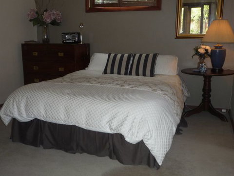 Apartments On-The-Park: The Studio - Taree Accommodation 9