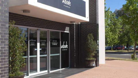 Abode Tuggeranong - Taree Accommodation 0