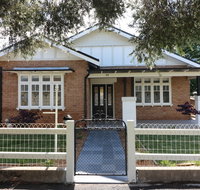 Roseneath Cottage - Orange Heritage - Taree Accommodation