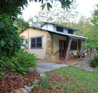 Mudbrick and Stone Hideaway Bellingen - Taree Accommodation